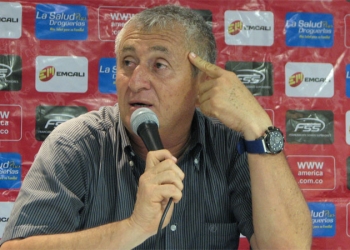 Eduardo Lara fue presentado oficialmente en su nuevo equipo