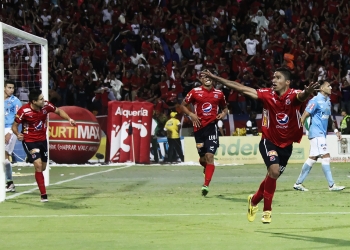 El saldo de los enfrentamientos entre Medellín y Junior en fases definitivas