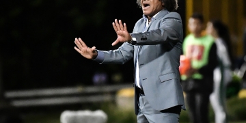 Alberto Gamero sería el DT de la Selección Colombia si «usara corbata en vez de collares»