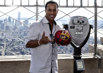 ¡Ronaldinho estará en Colombia!