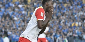 Baldomero Perlaza, entre ir a Atlético Nacional o quedarse en Santa Fe