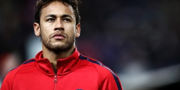 El VAR sumó un nuevo enemigo: Neymar Jr.