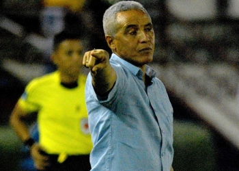 Alexis Mendoza es candidato a dirigir la Selección de Honduras