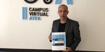 ¡Presentaron a Máyer Candelo como su nuevo DT!