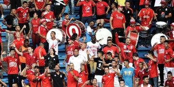 Cacería de seguidores del América a hinchas de Millonarios en el Pascual Guerrero