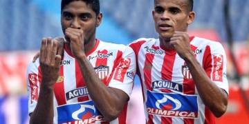 Junior y San Lorenzo formarán así en el Nuevo Gasómetro