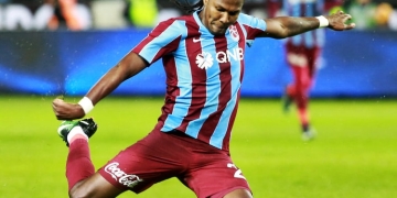 Hugo Rodallega eligió continuar en el fútbol de Turquía