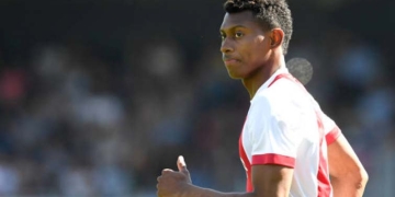 Mateo Casierra dejó el fútbol europeo para jugar en Argentina