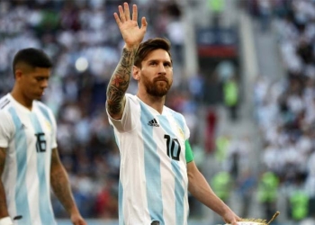 Daniel Passarella cuestionó a Lionel Messi porque no rinde con Argentina