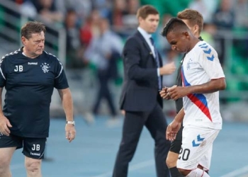 ¿Qué dijo Steven Gerrard de la segunda expulsión de Alfredo Morelos en la temporada?