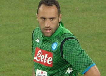 Curiosamente le pasó al Napoli justo cuando David Ospina no atajó