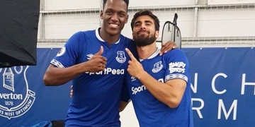 DT de Everton pone en duda la presencia de Yerry Mina en partidos de la Selección Colombia