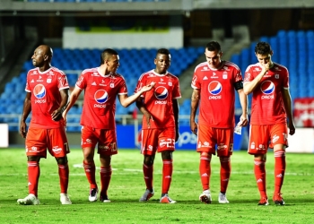 Un cambio en la titular de América para el duelo en Bucaramanga
