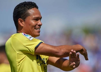 Carlos Bacca marcó el primer gol de la Europa League 2018-19
