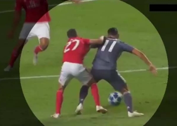 Jugada de crack: ¡el doble túnel de James Rodríguez en la Champions!