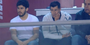 Jorge Almirón volvió a la cancha de Lanús y es mencionado para ser DT de Boca Juniors