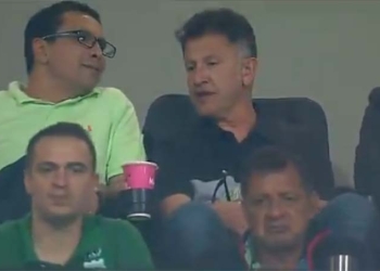Juan Carlos Osorio observa la Copa Águila mientras arranca trabajos en Paraguay