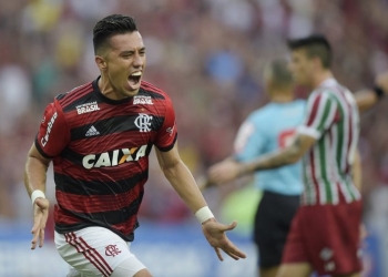 Fernando Uribe es pretendido por el Santos de Brasil