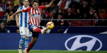 Santiago Arias se ganó los aplausos de la afición Colchonera