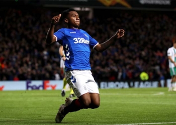Alfredo Morelos sigue en el Rangers, por ahora