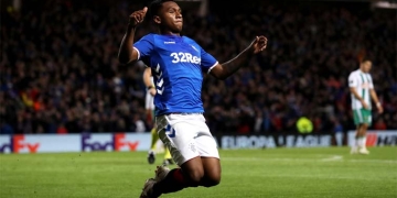 Alfredo Morelos sigue en el Rangers, por ahora