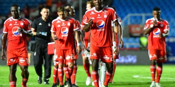 ¡Si América de Cali lo inscribe será demandado ante la FIFA!