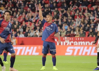Con “El Cucho” Hernández no le alcanza al Huesca