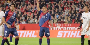 Con “El Cucho” Hernández no le alcanza al Huesca