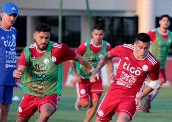 ¡Ya habría fecha para la salida de Juan Carlos Osorio de Paraguay!