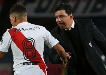 Reacción del DT de River cuando le mencionan la posible salida de Juan Fernando Quintero