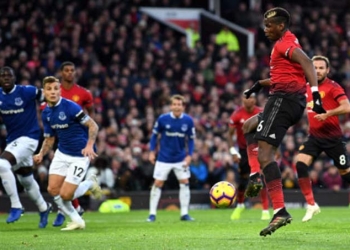 Caída del Everton y, otra vez, debut aplazado para Yerry Mina