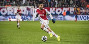 ¡Celebremos con el golazo de tiro libre que hizo Falcao!