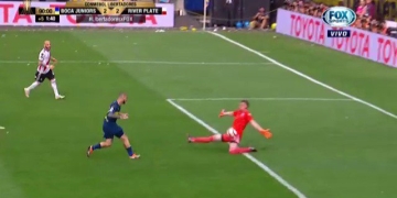 Impresionante atajada de Franco Armani para salvar a River Plate