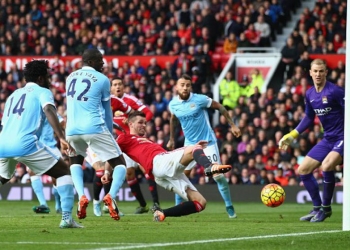 Lo que hay que saber acerca de la historia del derbi de Manchester