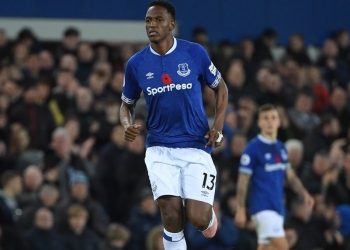 Justo el DT del Everton señaló la jugada del primer error de Yerry Mina