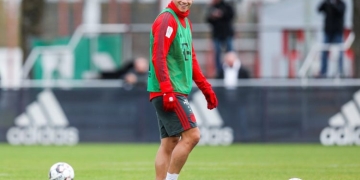 ¡El más amable de todos! Gran gesto de James en el entrenamiento del Bayern