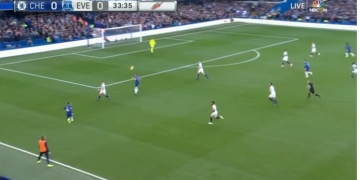 La acción de Yerry Mina contra el Chelsea que levantó polémica. ¡Apenas en 20 minutos!