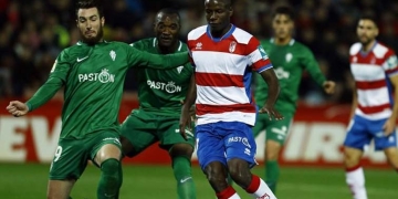 Adrián Ramos, gol y polémica en el fútbol español