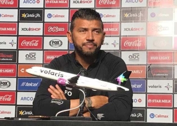 El DT colombiano que firmaría y definiría el futuro de Dayro Moreno