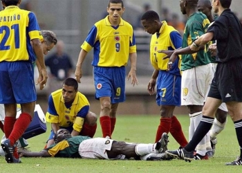 Lo último que les dijo a sus compañeros el futbolista que falleció jugando ante la Selección Colombia