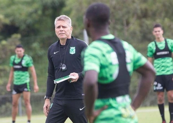 Paulo Autuori no estuvo en el entrenamiento de Atlético Nacional