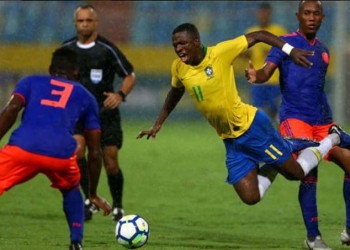 El lío que armó Vinicius Jr ante la Selección Colombia por una simulación