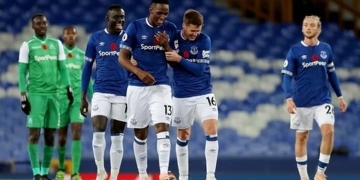 La reacción de los fans de Everton al ver los primeros 90 minutos de Yerry Mina con su camiseta