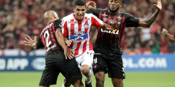 ¿Qué pasa con los penaltis en Junior y por qué salió Jarlan Barrera? Respuestas de Comesaña