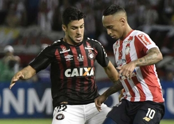 ¡El penalti que erró Jarlan Barrera en el alargue de la final de la Copa Sudamericana!