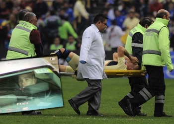 ¡Drama total en la final del Apertura en México! Matheus Uribe terminó en el hospital