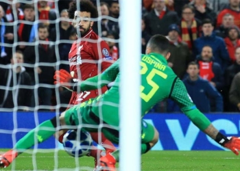 Golazo de Mohamed Salah, ¡con túnel a David Ospina!