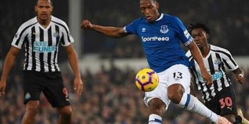 Otra amargura para Yerry Mina en la Premier League