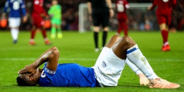 El ridículo error que le costó el clásico de Liverpool a Everton