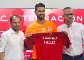 Santiago Tréllez y otra oportunidad en el fútbol internacional